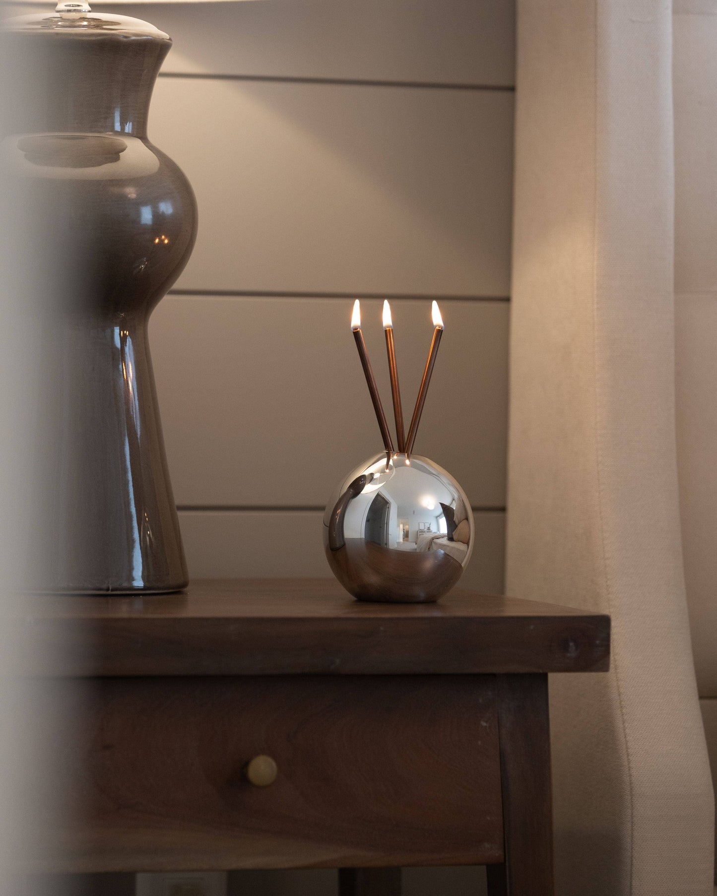 Neva Vase, Silver Metallic